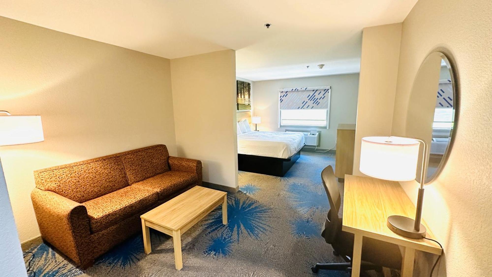 Days Inn & Suites By Wyndham Wynne Eksteriør billede