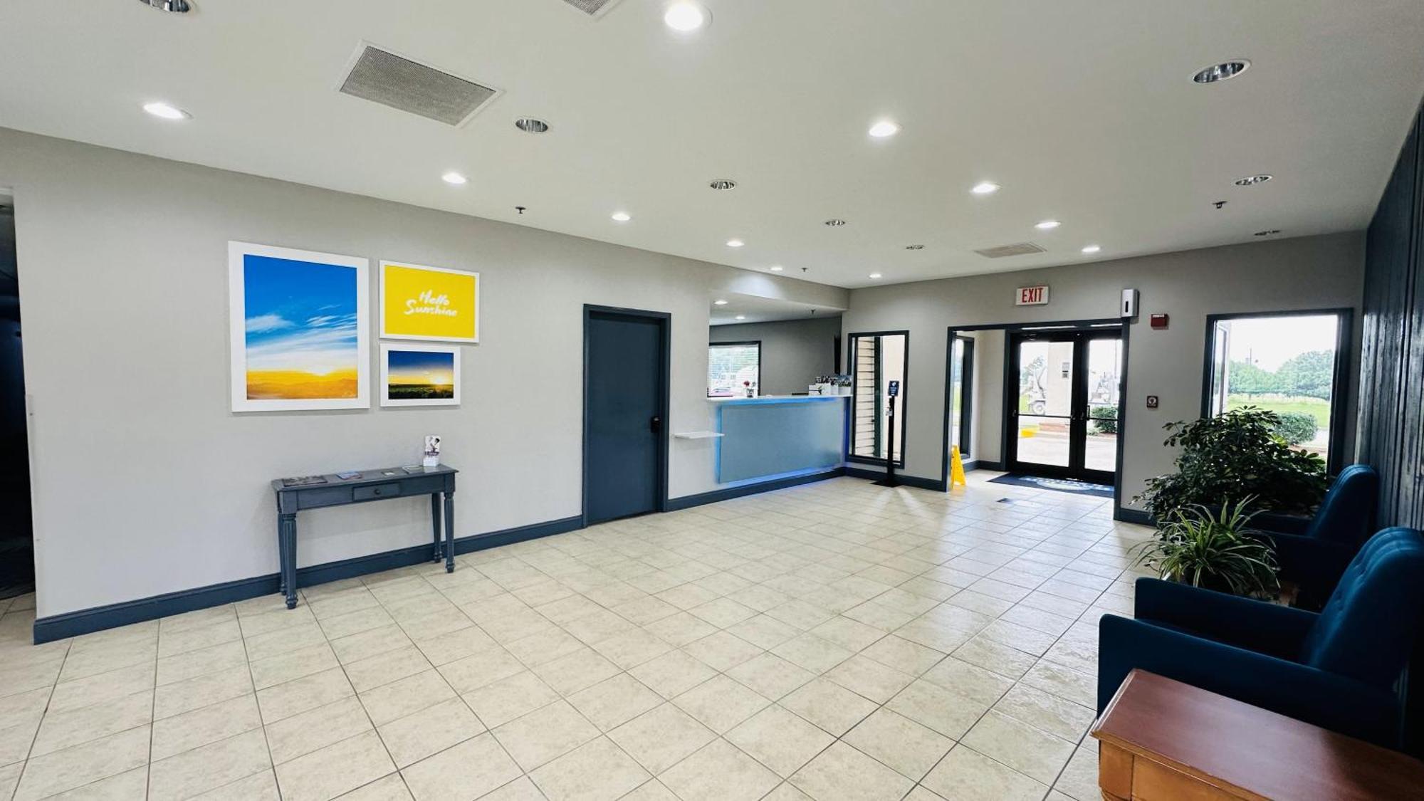 Days Inn & Suites By Wyndham Wynne Eksteriør billede